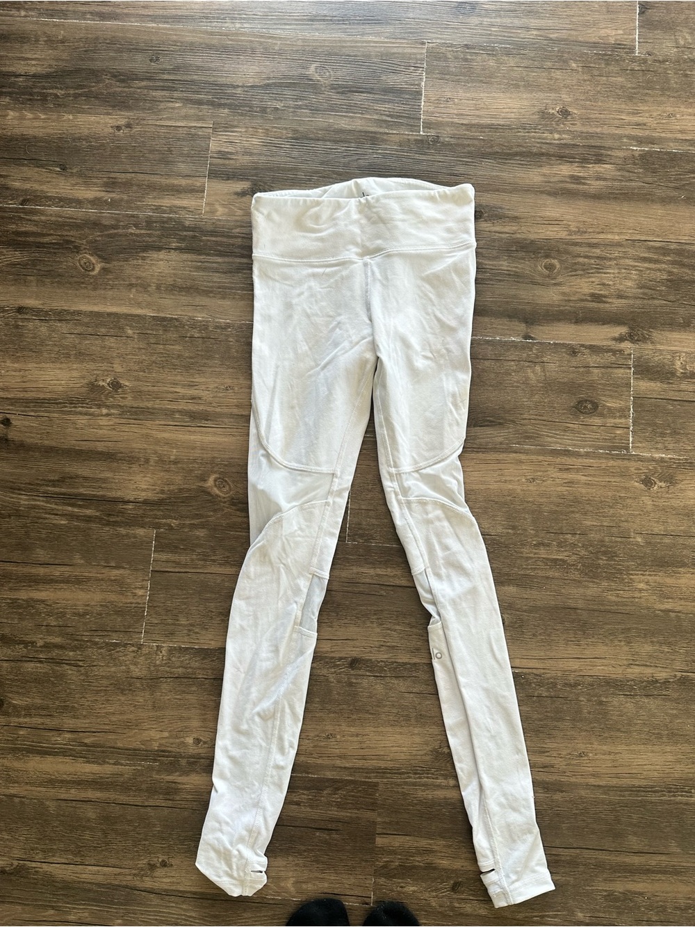 ALO Yoga High-Waist Leggings in Light Gray